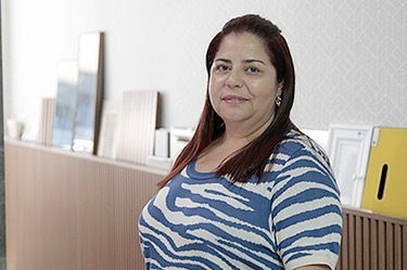 Rosana Souza Aguiar é eleita presidente do Sindimam-DF